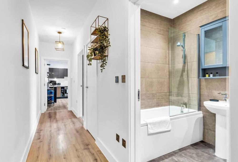 Giant Savings On Long Stays B1 Living, Enquire Now Birmingham Exterior foto